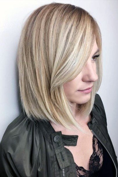 Womens Blonde Hairstyles With Long Fringe And Long Straight Hair