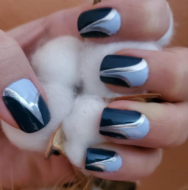 Womens Blue And Silver Girly Nail Designs