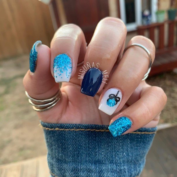 Womens Blue Glitter Nail Design Ideas