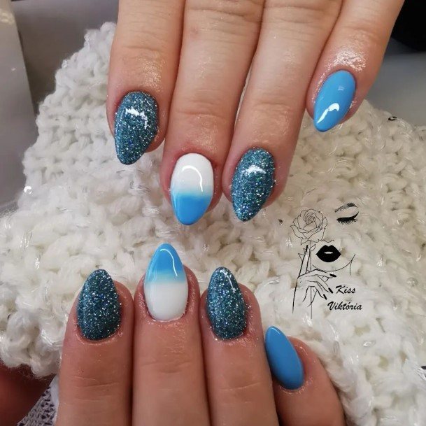 Womens Blue Ombre Super Nail Designs