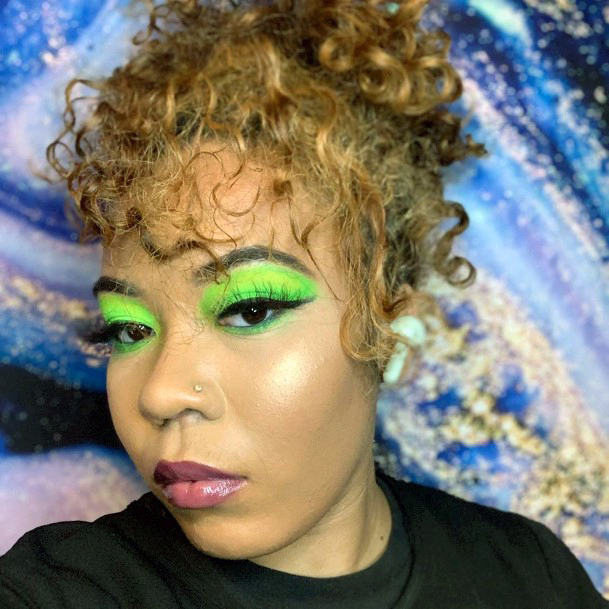 Womens Bright Neon Green Eyeshadow Art