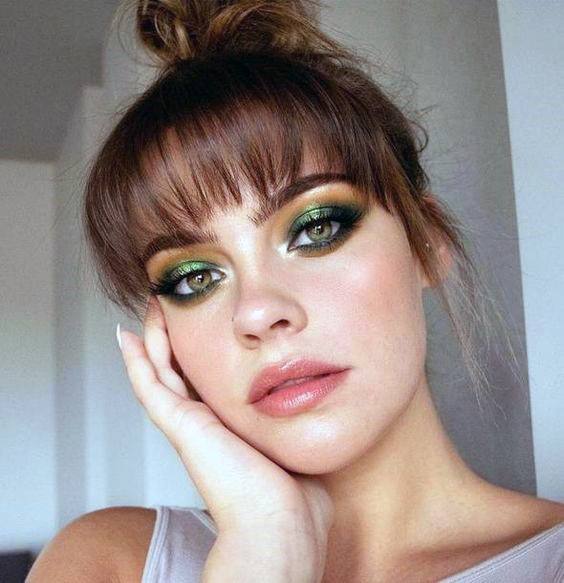 Womens Brown And Green Colored Eyeshadow