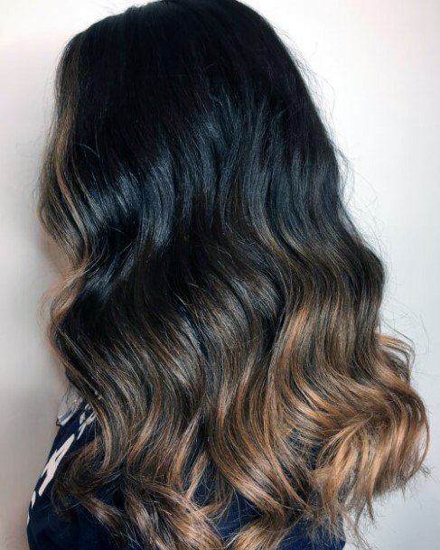 Womens Caramel To Honey Ombre Hairstyle Long Wavy Curls