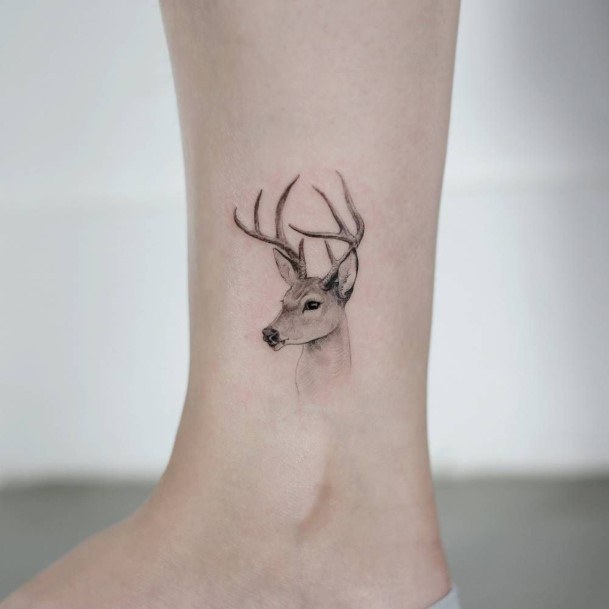 Womens Caribou Reindeer Tattoo Ideas