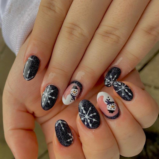 Womens Christmas Gel Nail Design Ideas