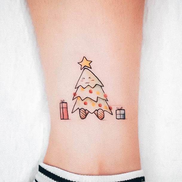 Womens Christmas Tree Super Tattoo Designs