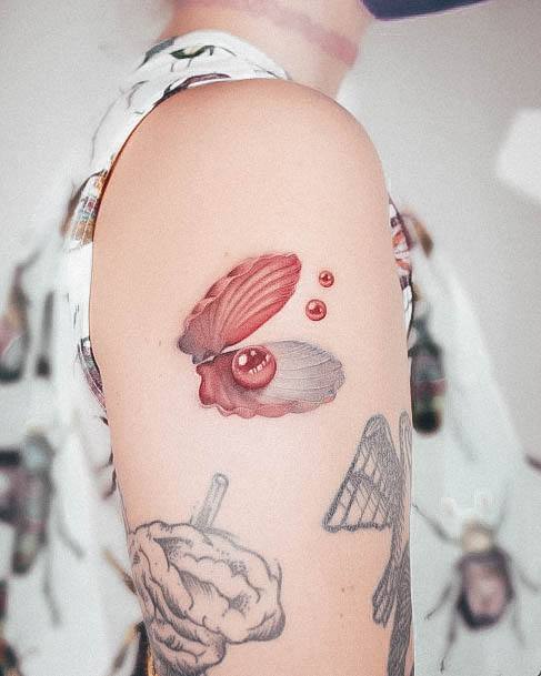 Womens Clam Girly Tattoo Designs