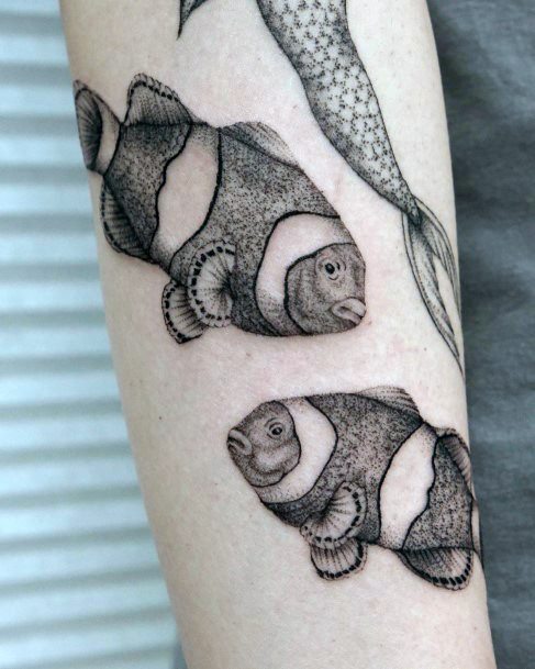 Womens Clown Fish Tattoo Design Ideas