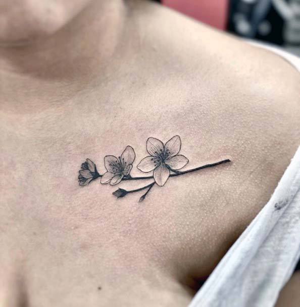 Womens Collarbone Floral Tattoo