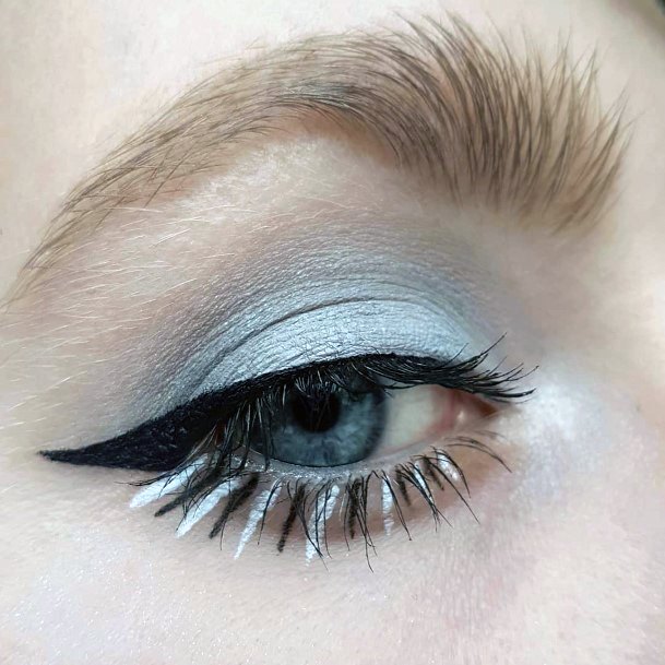 Womens Colored Lashes Grey Eyeshadow Art