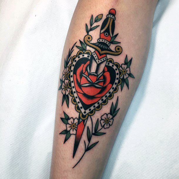 Womens Cool Dagger Heart Tattoo Ideas