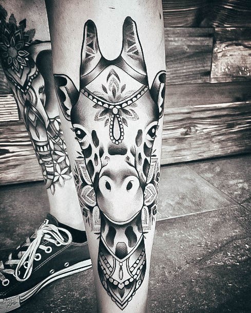 Womens Cool Giraffe Tattoo Ideas