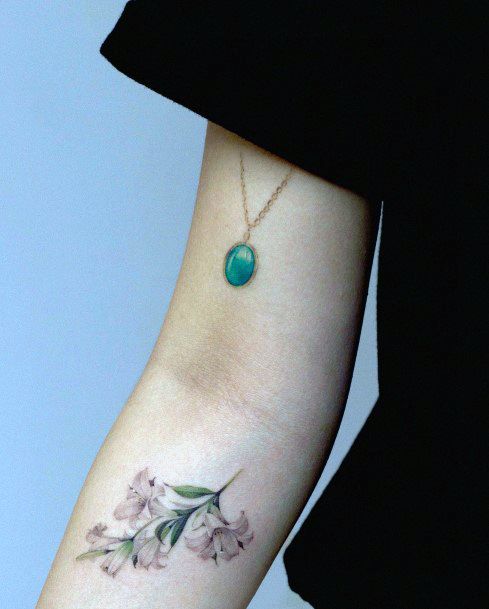 Womens Cool Pendant Tattoo Ideas