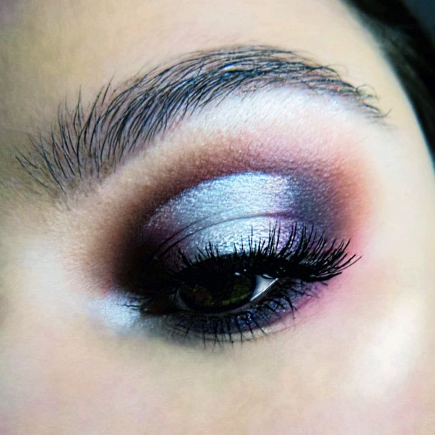 Womens Cool Silver Shaded Eyeshadow Women