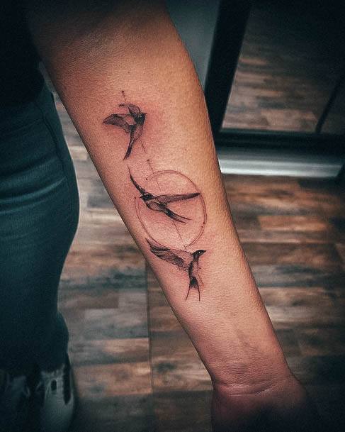 Womens Cool Small Sparrow Tattoo Ideas