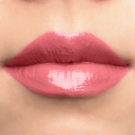 Womens Coral Pink Lipstick Makeup Looks