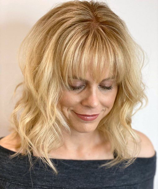 Womens Cute Blonde Colored Hair With Highlights Wavy Hairstyles With Fringe Ideas