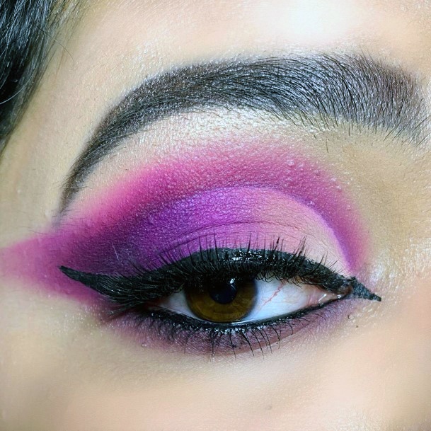 Womens Dark Purple Good Eyeshadow