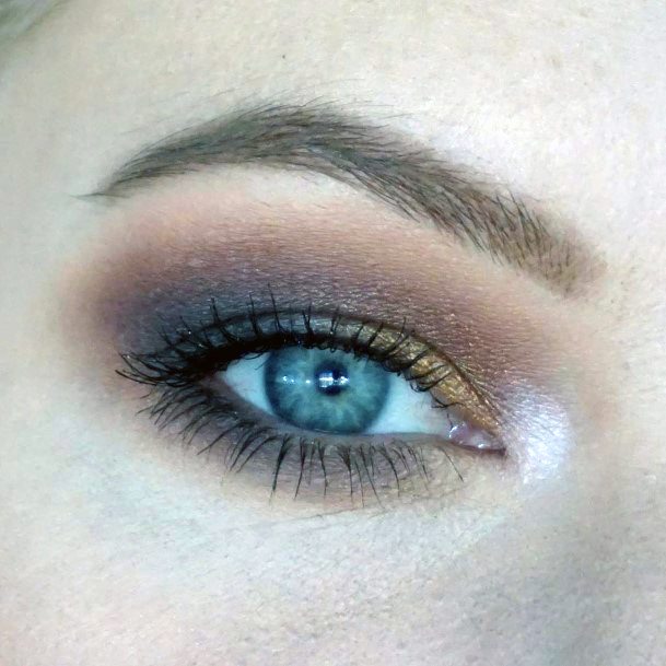 Womens Dark Skin Colored Eyeshadow