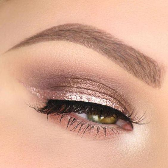 Womens Dewy Rose Gold Eye Makeup Looks