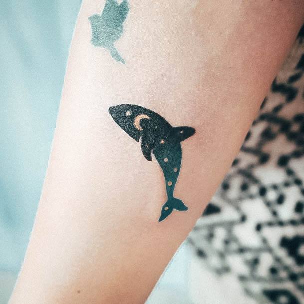 Womens Dolphin Super Tattoo Designs