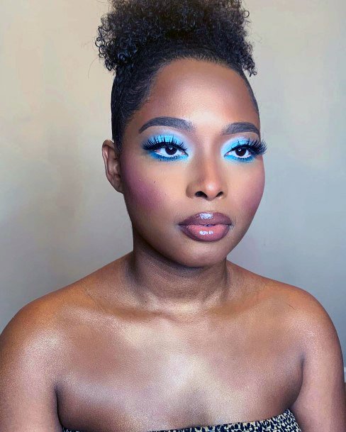 Womens Ethereal Blue Eyeshadow