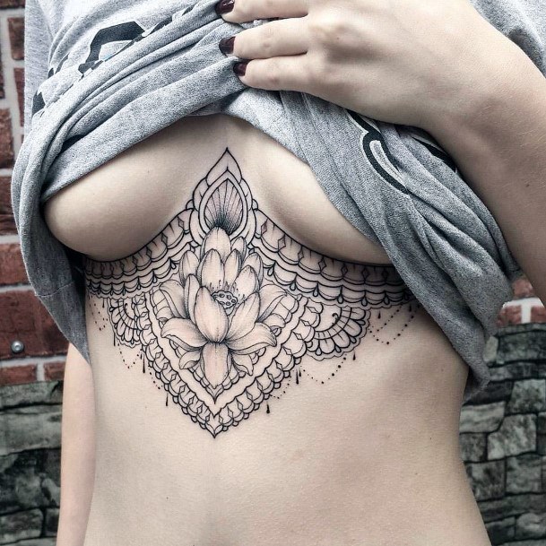 Womens Fabulous Underboob Tattoo Art