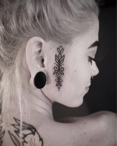 Womens Face Curved Art Tattoo