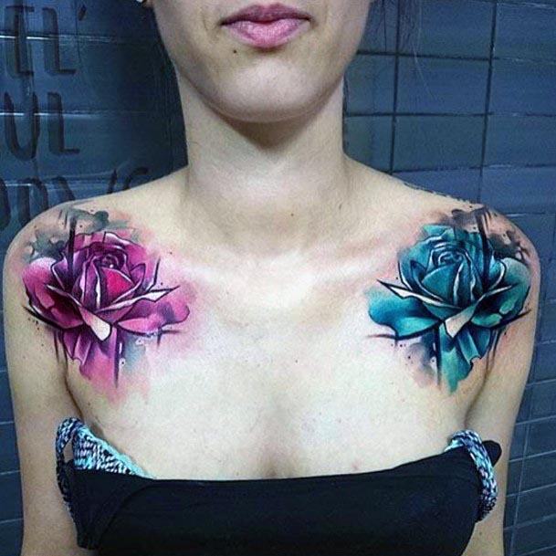 Womens Fascinating Roses Tattoo On Shoulder