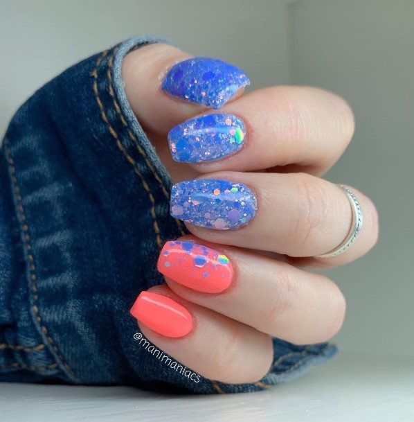 Womens Fingernail Art Beach Nail