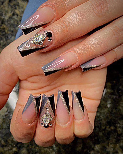 Womens Fingernail Art Black And Grey Nail