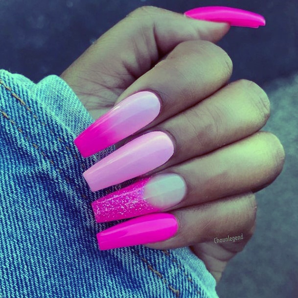 Womens Fingernail Art Long Pink Nail