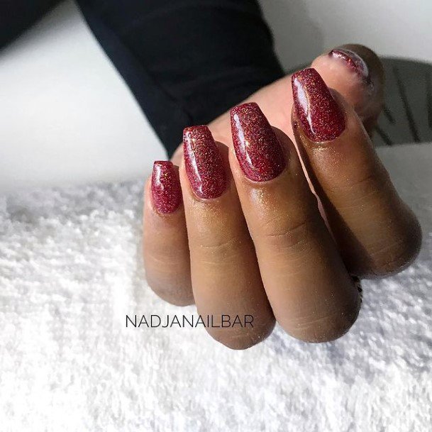 Womens Fingernail Art Maroon Dress Nail