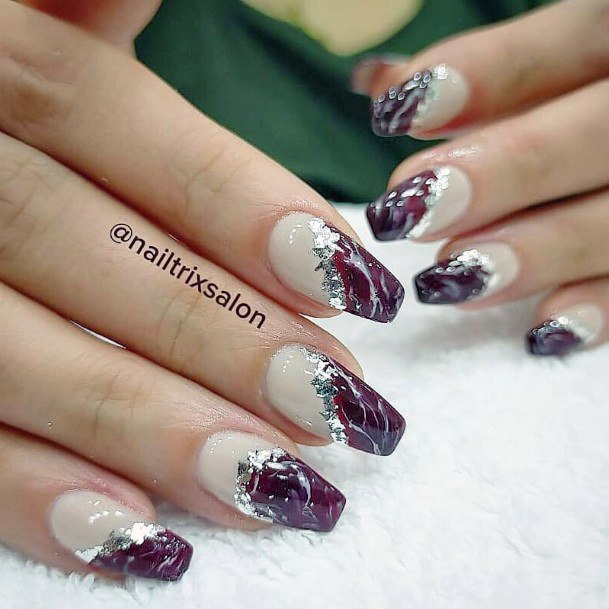 Womens Fingernail Art Maroon White Nail