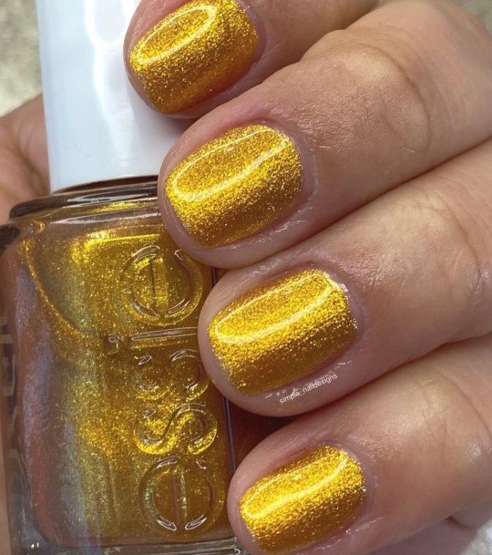 Womens Fingernail Art Metallic Gold Nail