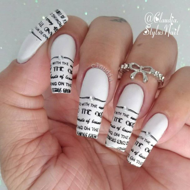 Womens Fingernail Art Newspaper Nail