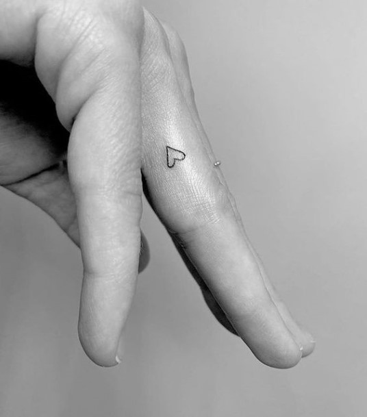 Womens Fingers Tiny Heart Tattoo
