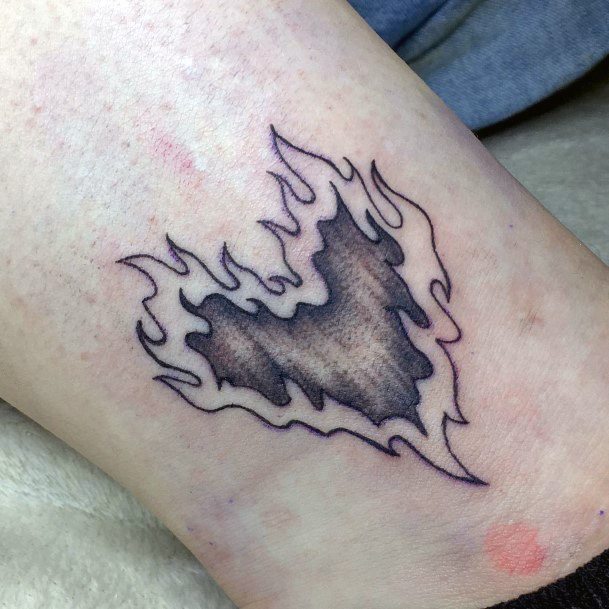 Womens Flaming Heart Good Looking Tattoos