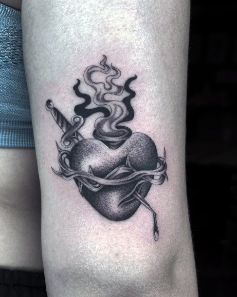 Womens Flaming Heart Super Tattoo Designs