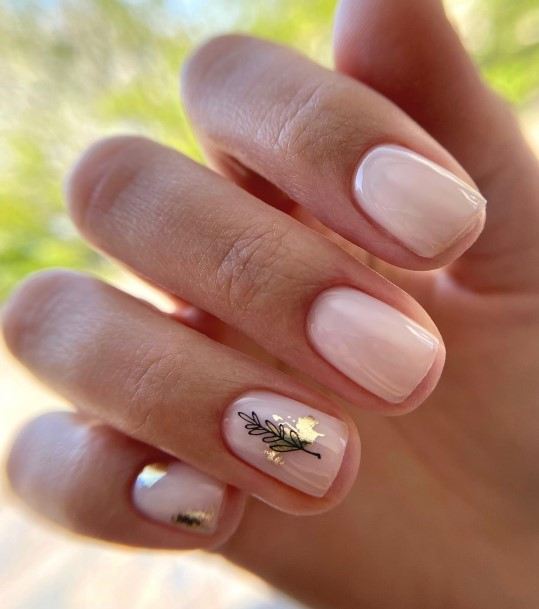 Womens Foil Super Nail Designs