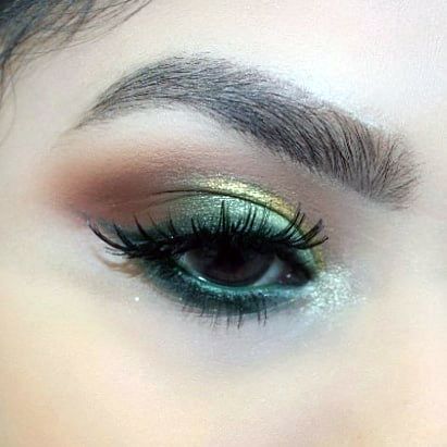 Womens Forest Green Glowing Good Eyeshadow