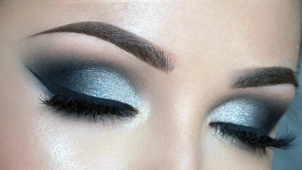 Womens Frozen Blue Good Eyeshadow