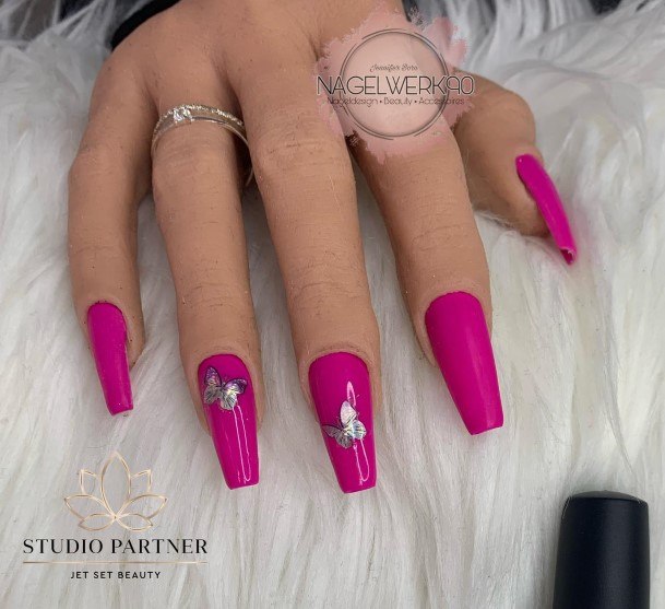 Womens Fuchsia Nails