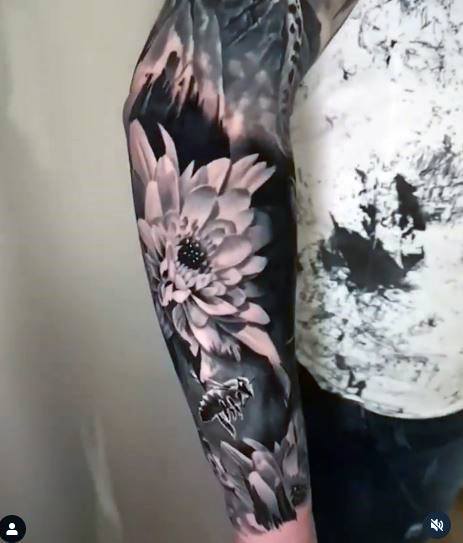 Womens Full Sleeves Black Floral Bee Tattoo
