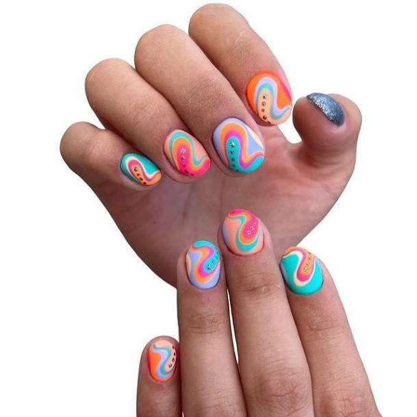 Womens Funky Super Nail Designs