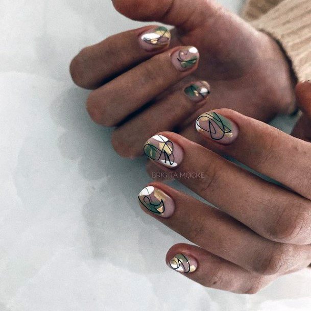 Womens Gold Dress Nails