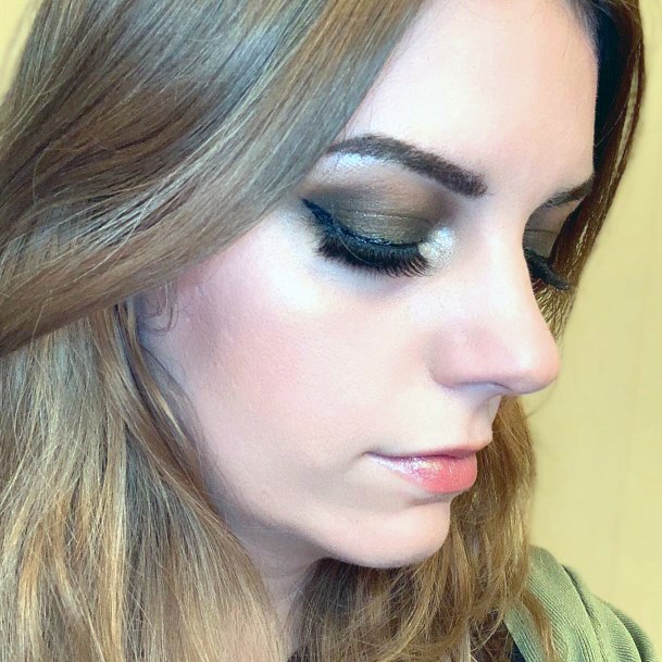 Womens Good Brown Eyeshadow