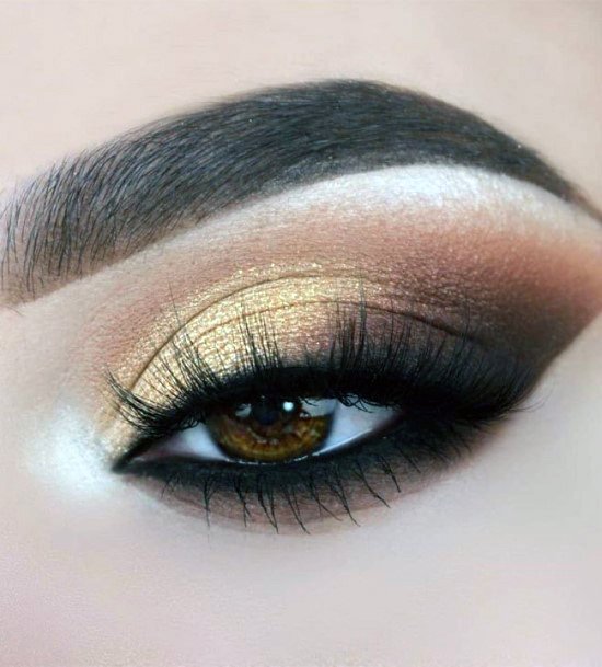 Womens Good Metallic Gold Eyeshadow