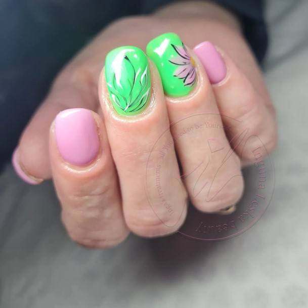 Womens Green And Pink Super Nail Designs