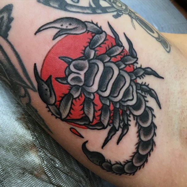 Womens Gruesome Scorpion Tattoo